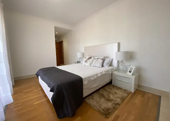 V3 Vitoria Boulevard Nyaraló *